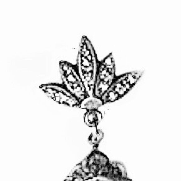 Banana Bob under the sea theme chandelier earrings ox silver Swarovski crystal - Picture 3 of 5